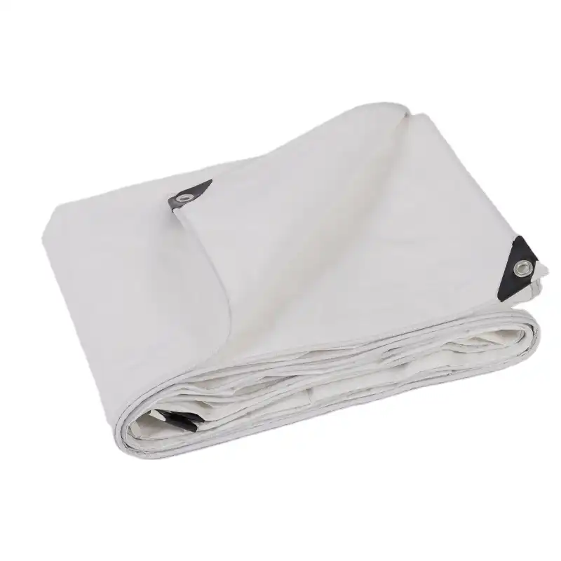 Wholesale vs. Retail Tarps: What’s the Difference